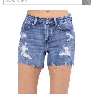 Judy Blue lace patch feminine shorts
